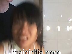 Cock menjilat menyeronokkan untuk Thai remaja Shiho